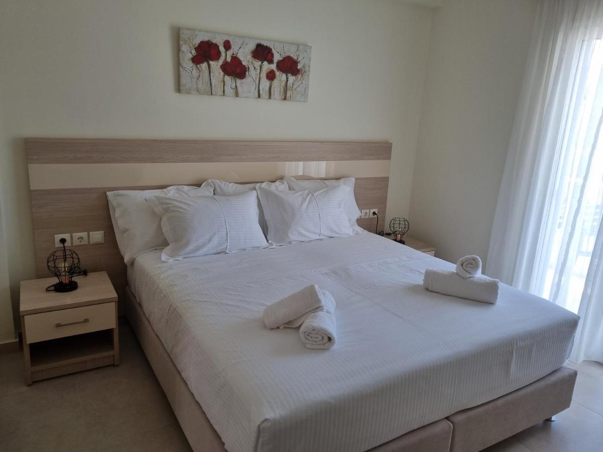 Chrysanthe'S Apartments No2 Poros Town Bagian luar foto