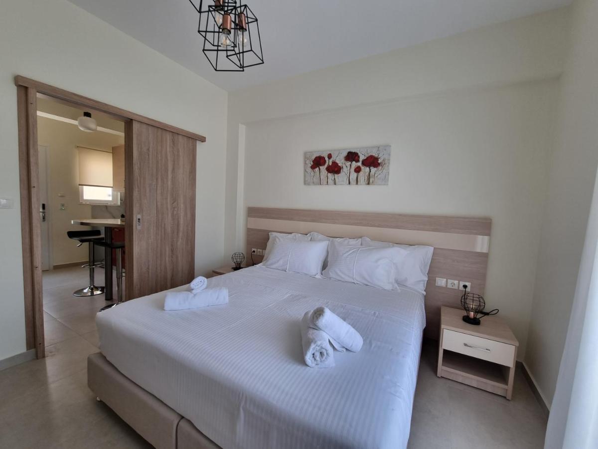 Chrysanthe'S Apartments No2 Poros Town Bagian luar foto